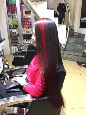 Tóc dài mái đỏ